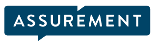 Logo du mot "ASSUREMENT" dans une bulle de dialogue.